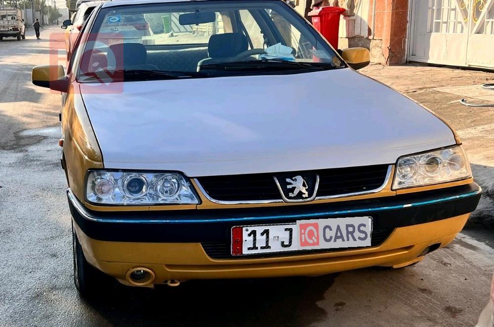 Peugeot 405
